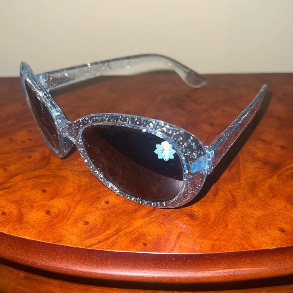 Girl’s Elsa Sunglasses